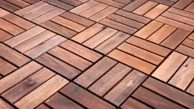 Läggning av trall på altan eller uteplats